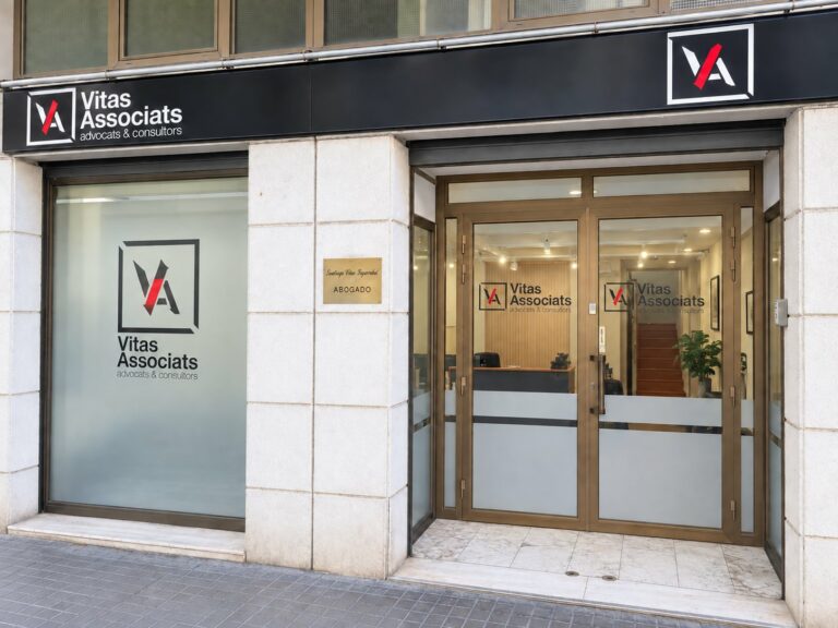 Fachada de Vitas Associats, gestoría, asesoría y abogados en el Carrer d'Irlanda 5-7, Sant Andreu (Barcelona)